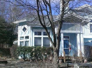224 Abbington Dr, East Stroudsburg, PA 18302