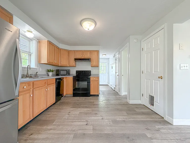 9 Dakota Dr — Photo 15