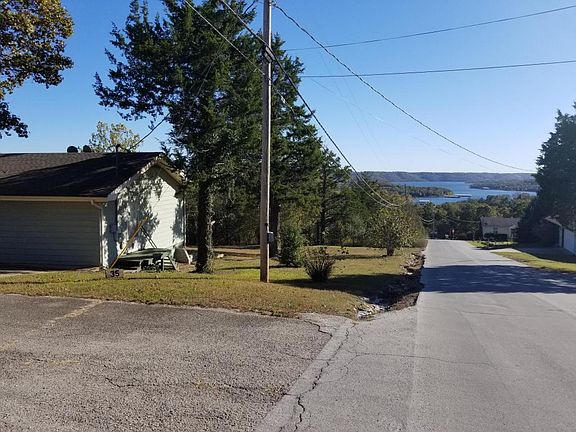 2nd image of 35 Hilltop Dr