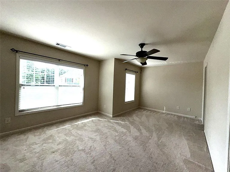 1365 Delo Ln — Photo 35