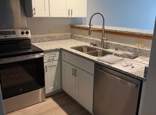 7307 N Port Washington Rd UNIT 208, Glendale, WI 53217