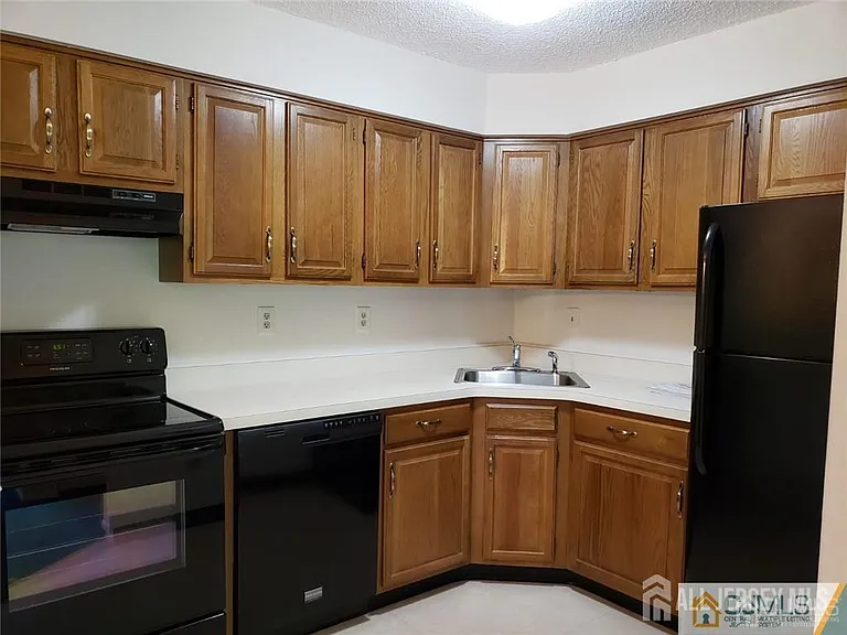 1103 Aspen Dr — Photo 14