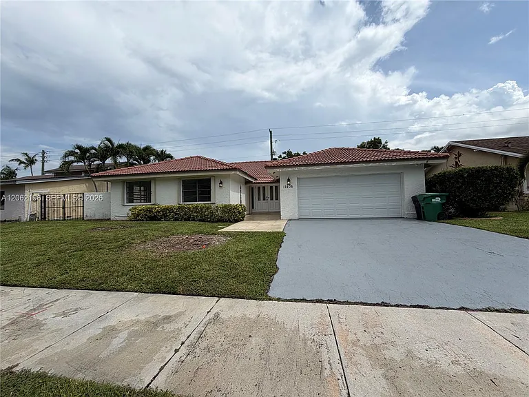 11405 SW 112th Ter — Photo 2