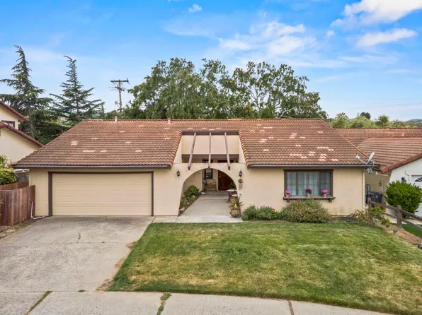 14 Via Padre, San Juan Bautista, CA 95045