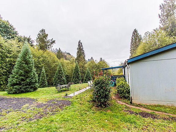 2nd image of 43210 NE 76th Ave