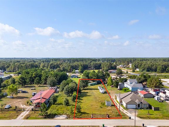 3rd image of 1200 County Road 5017