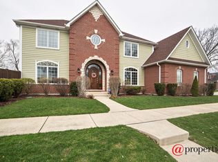 716 S Swain Ave, Elmhurst, IL 60126