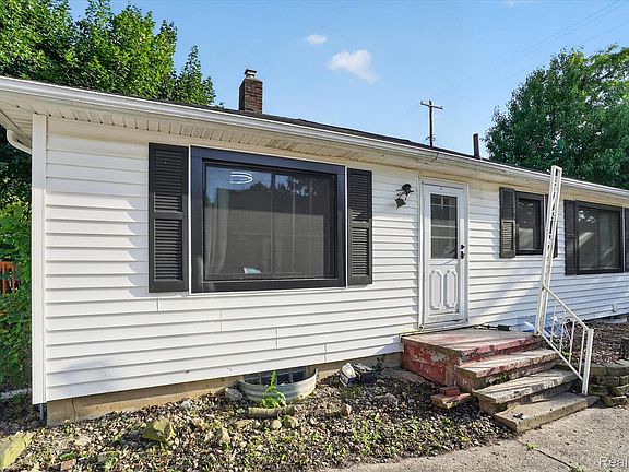 5th image of 422 N Francis Ave