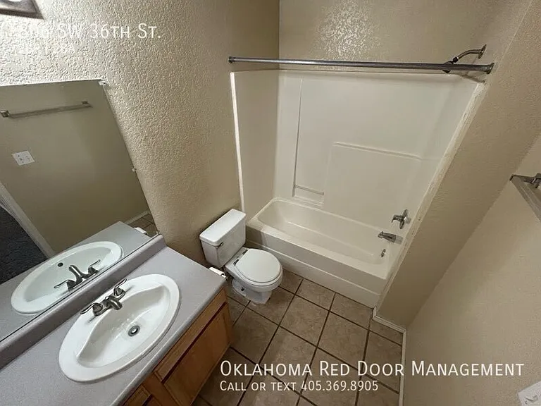 806 SW 36th St — Photo 8