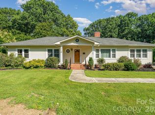 1107 Fairfield Dr, Gastonia, NC 28054