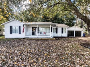 920 S Village Creek Pkwy, Lumberton, TX 77657