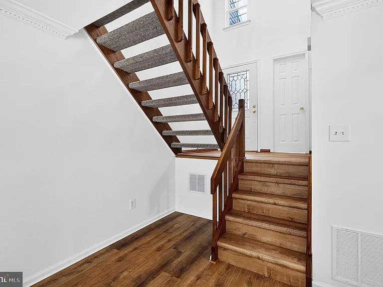 34B Chicopee Dr — Photo 4
