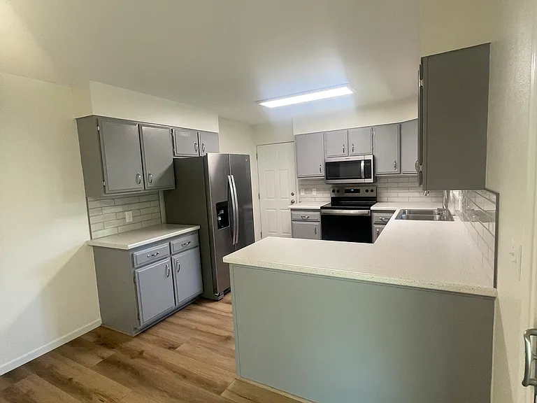 1113-1115 Cypress Dr #1113 — Photo 4