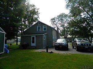 2nd image of 308 Main St