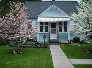 113 Old Glenham Rd, Fishkill, NY 12524