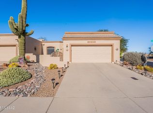 760 W Waterview Dr, Green Valley, AZ 85614