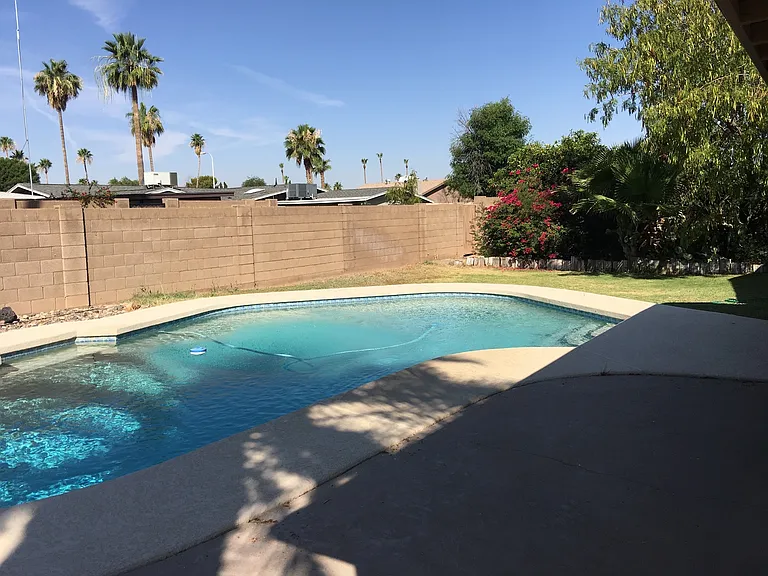 1933 E Apollo Ave — Photo 22