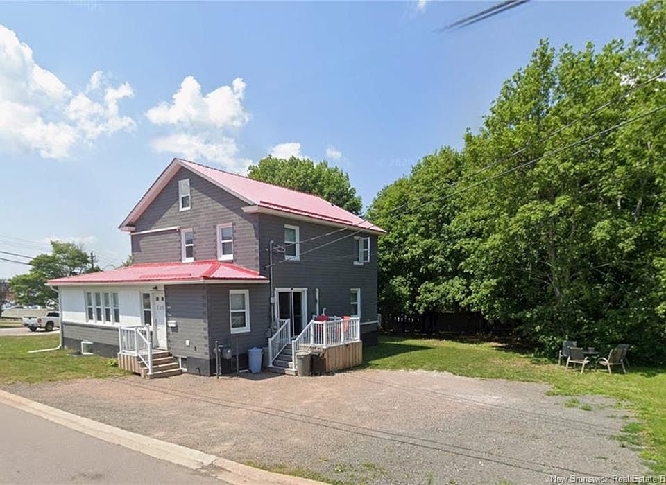 1st image of 525 Acadie Ave