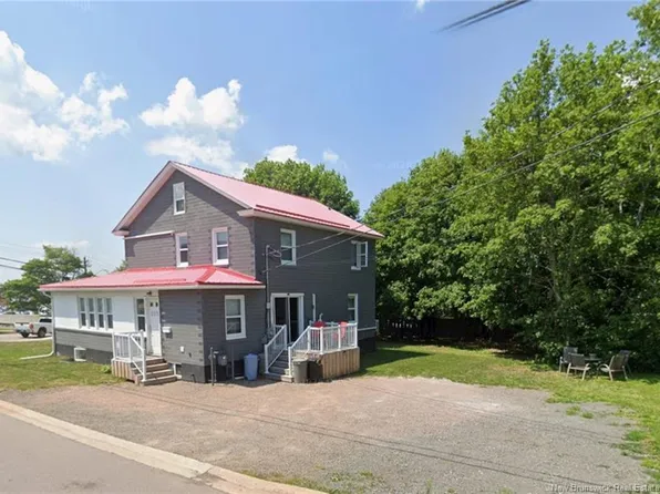 525 Acadie Ave, Dieppe, NB E1A 1J2