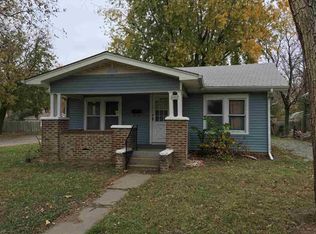 1102 S Fern Ave, Wichita, KS 67213