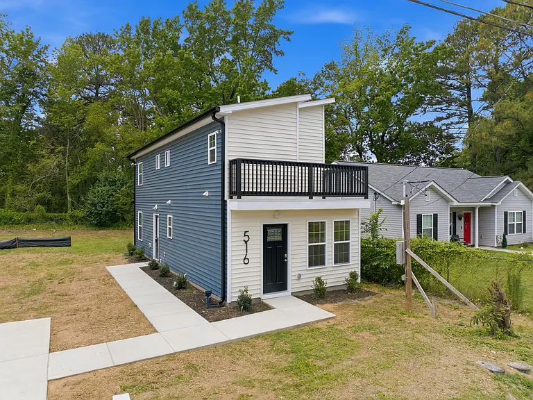 516 Singletary St SE — Photo 4