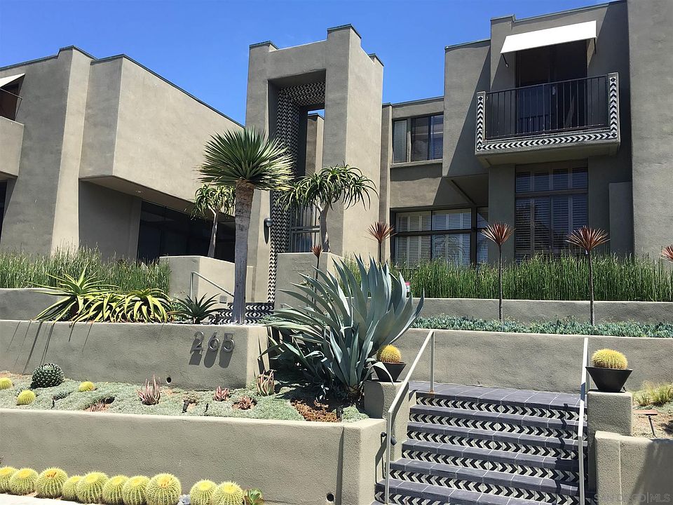 2nd image of 265 Coast Blvd Unit 10