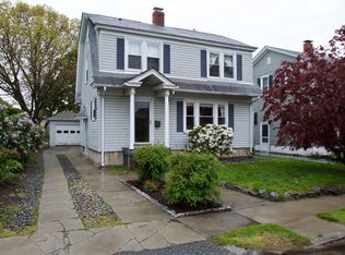 362 Auburn St, Cranston, RI 02910