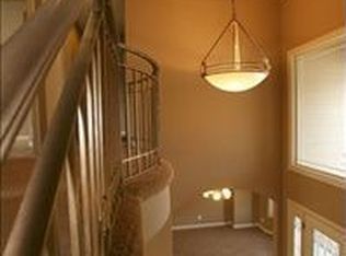 608 S 196th Ave, Elkhorn, NE 68022