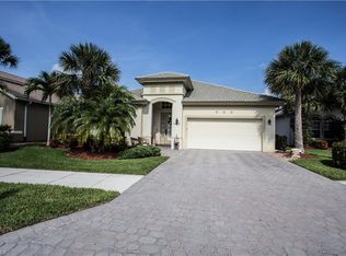 15829 Delaplata Ln, Naples, FL 34110