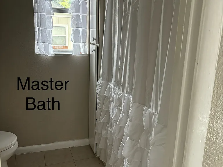 1105 Oakland Dr — Photo 11