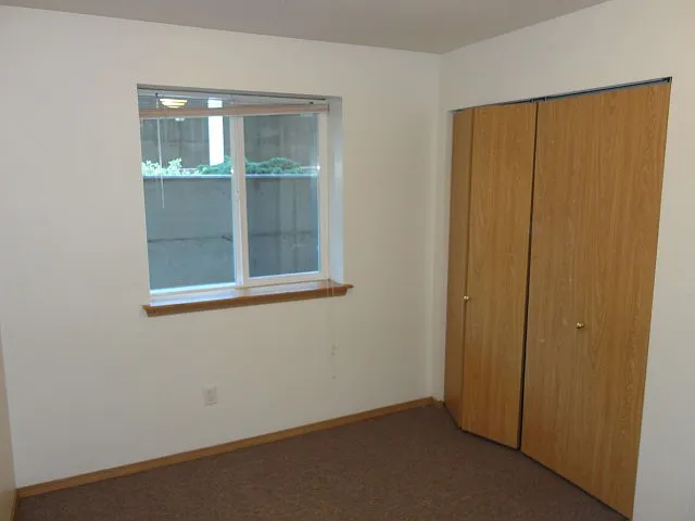 3 bedroom, 1.5 bathroom 3 bedroom, 1.5 bathroom