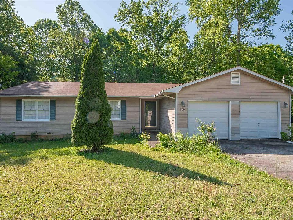 1st image of 300 Nectarine Dr