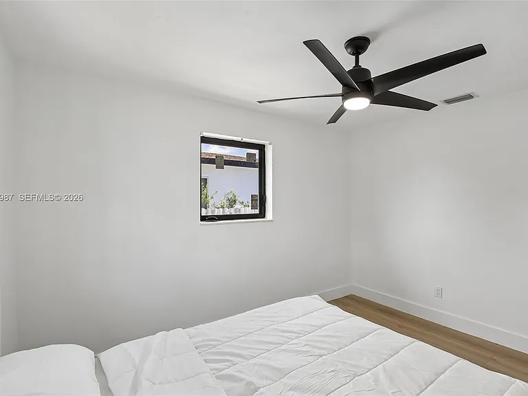 6595 SW 31st St — Photo 26