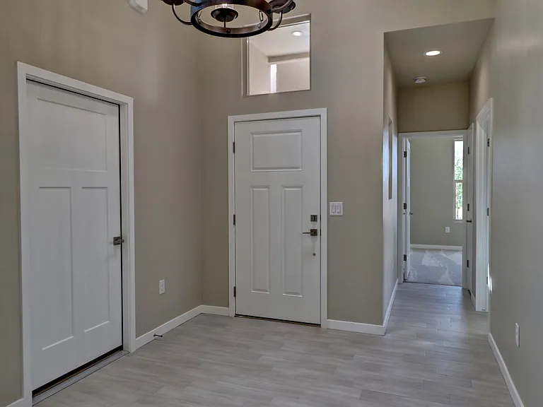4607 Melrose Rd — Photo 4