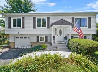 22 Victoria Dr, Newburgh, NY 12550