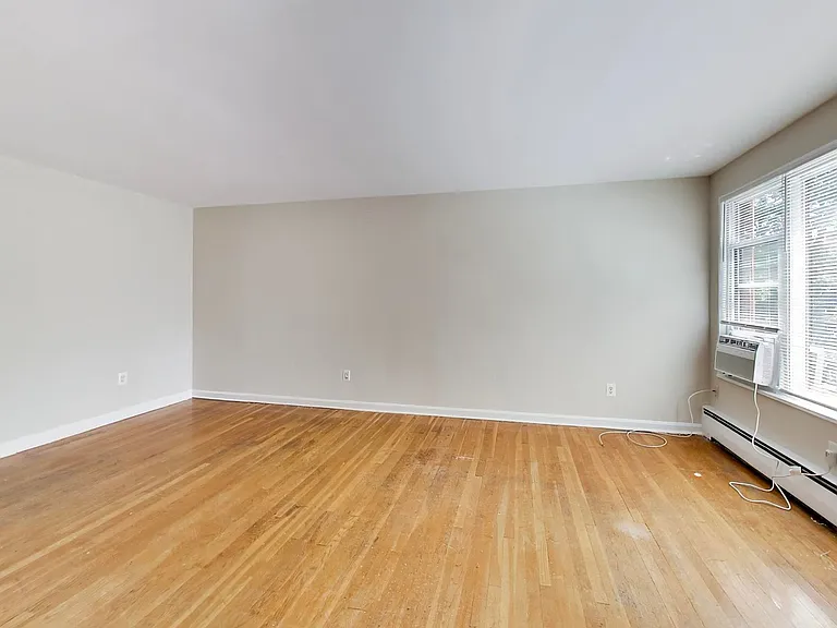 702 Chaney Dr — Photo 21