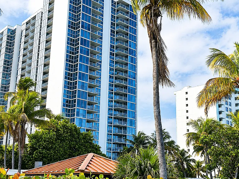 2655 Collins Ave #2306 — Photo 17