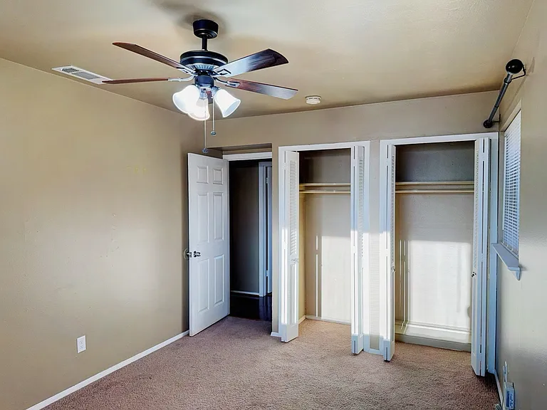 2837 Lowell Dr — Photo 13