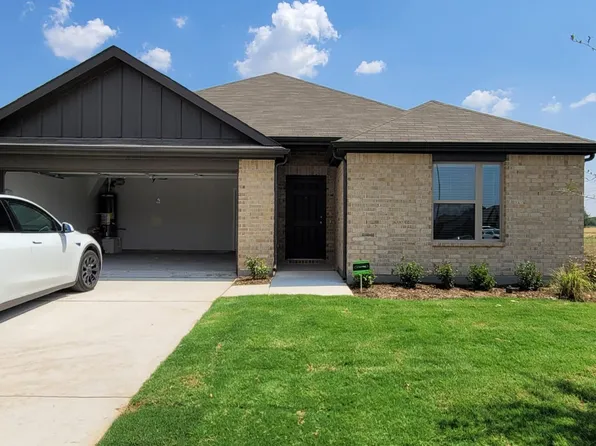 1919 Rolling Ridge Dr, Van Alstyne, TX 75495