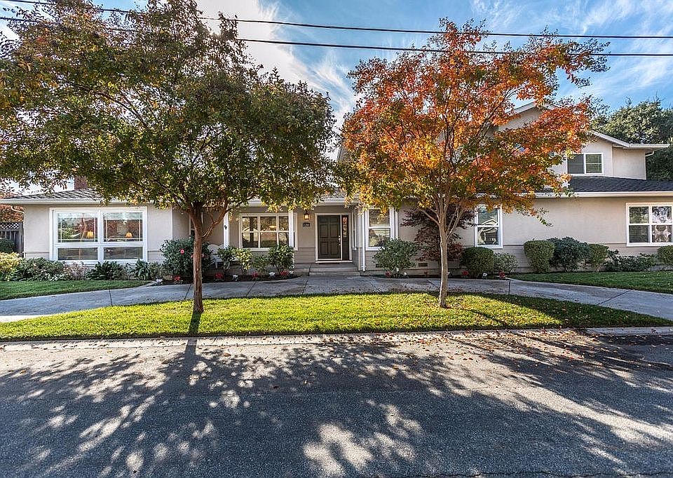 1st image of 1280 Juanita Way