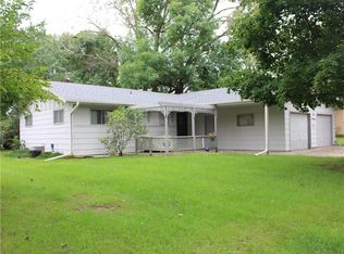514 Jewel Dr, Ames, IA 50010