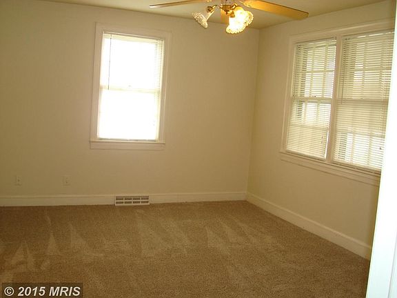 Fresh neutral carpet