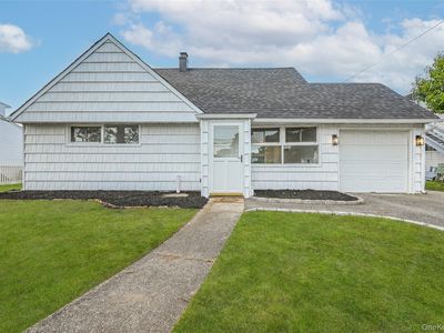 2231 Stewart Avenue, Westbury, NY, 11590