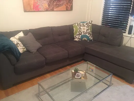 Rented by Amorelli Realty | media 10