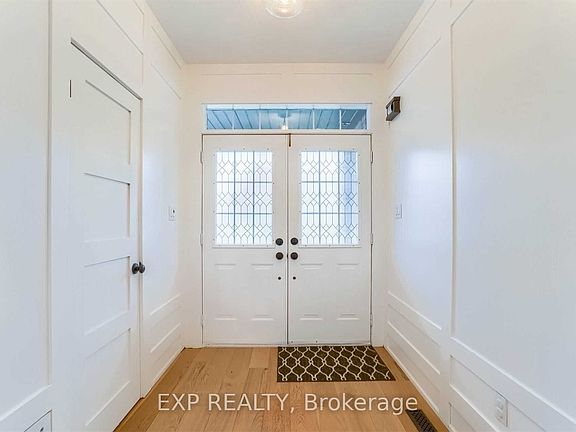 4th image of 180 Spring Azure Cres