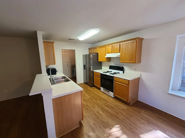 3935 Upper Passage Ln — Photo 4