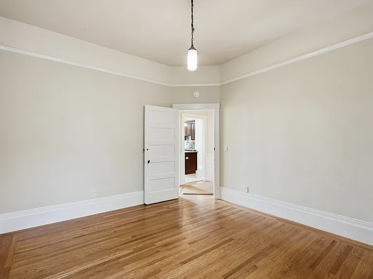 749 Clayton St #747 — Photo 29