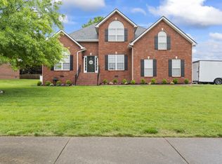 7013 Vineyard Ln, Smyrna, TN 37167