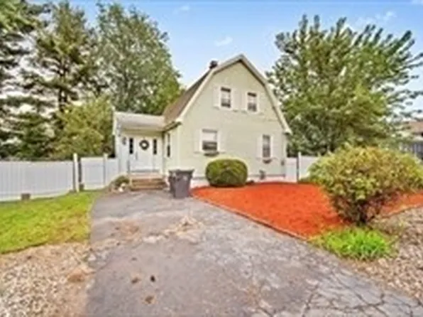 13 Furrow St, Westfield, MA 01085