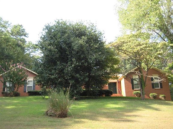 2nd image of 177 Oak Forest Dr SE
